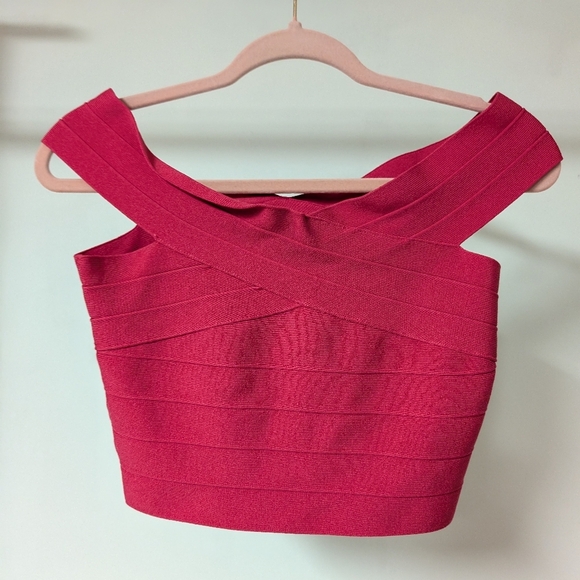 Guess Tops - Guess - VINTAGE Raspberry Red Bandage Crop Top